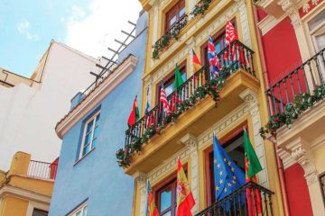 Can foreigner buy property in Spain